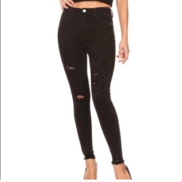 HiGh WaIsTeD BlAcK DiStReSsEd JeAnS - Picture 1 of 5